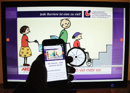 Foto: Die neue Internetseite „www.ziel-barrierefreiheit.de“ auf Computer- und Handy-Bildschirm